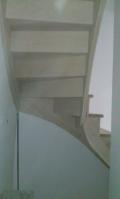 escalier entre cloisons labruguière
